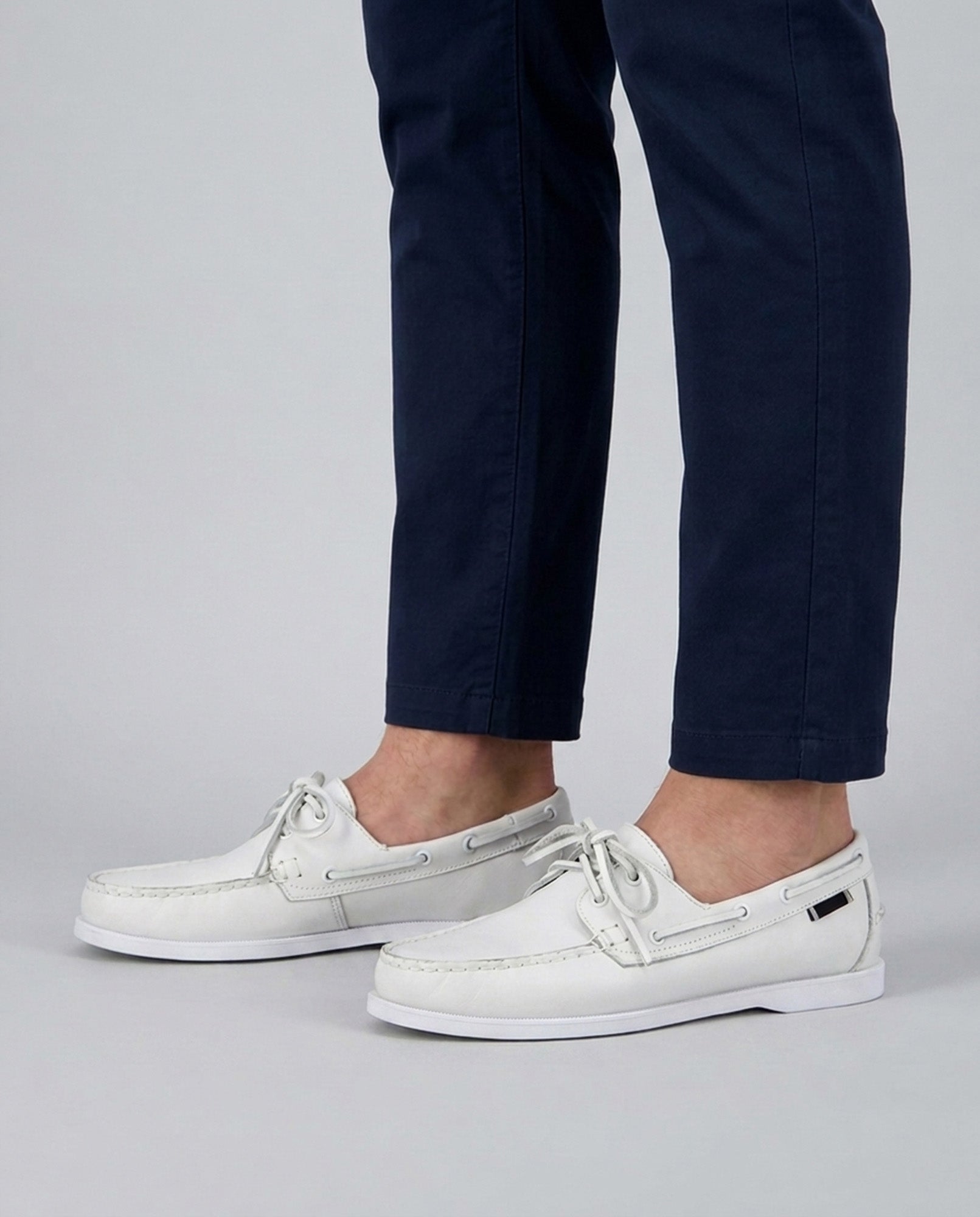 Hudson & Tate Bayfield Men's Boat Shoe White - Lifestyle Shot