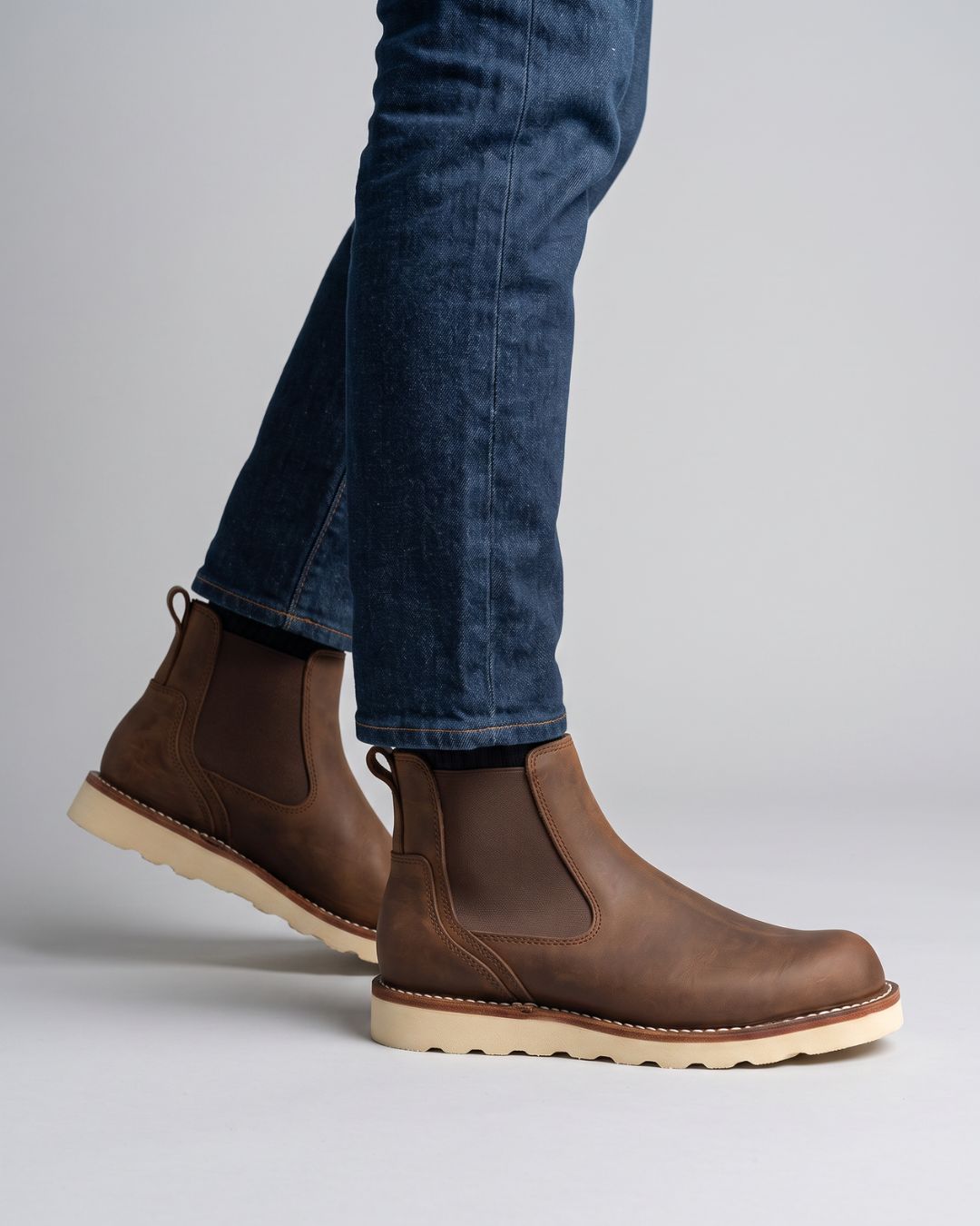 Men's Slip On Leather Chelsea Boots-Hudson & Tate