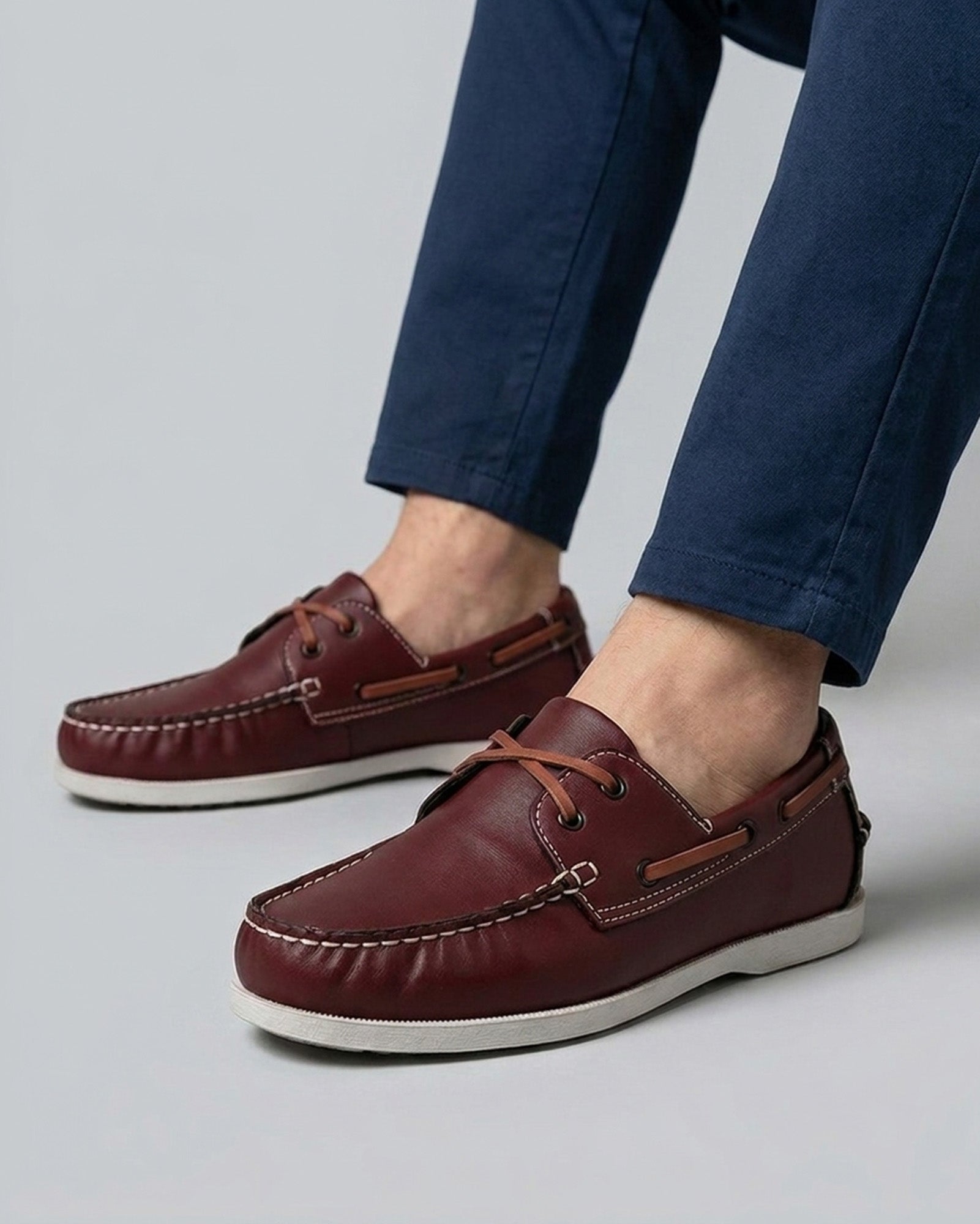 Hudson & Tate Harbour Boat Shoe Burgundy - On Foot Close Up