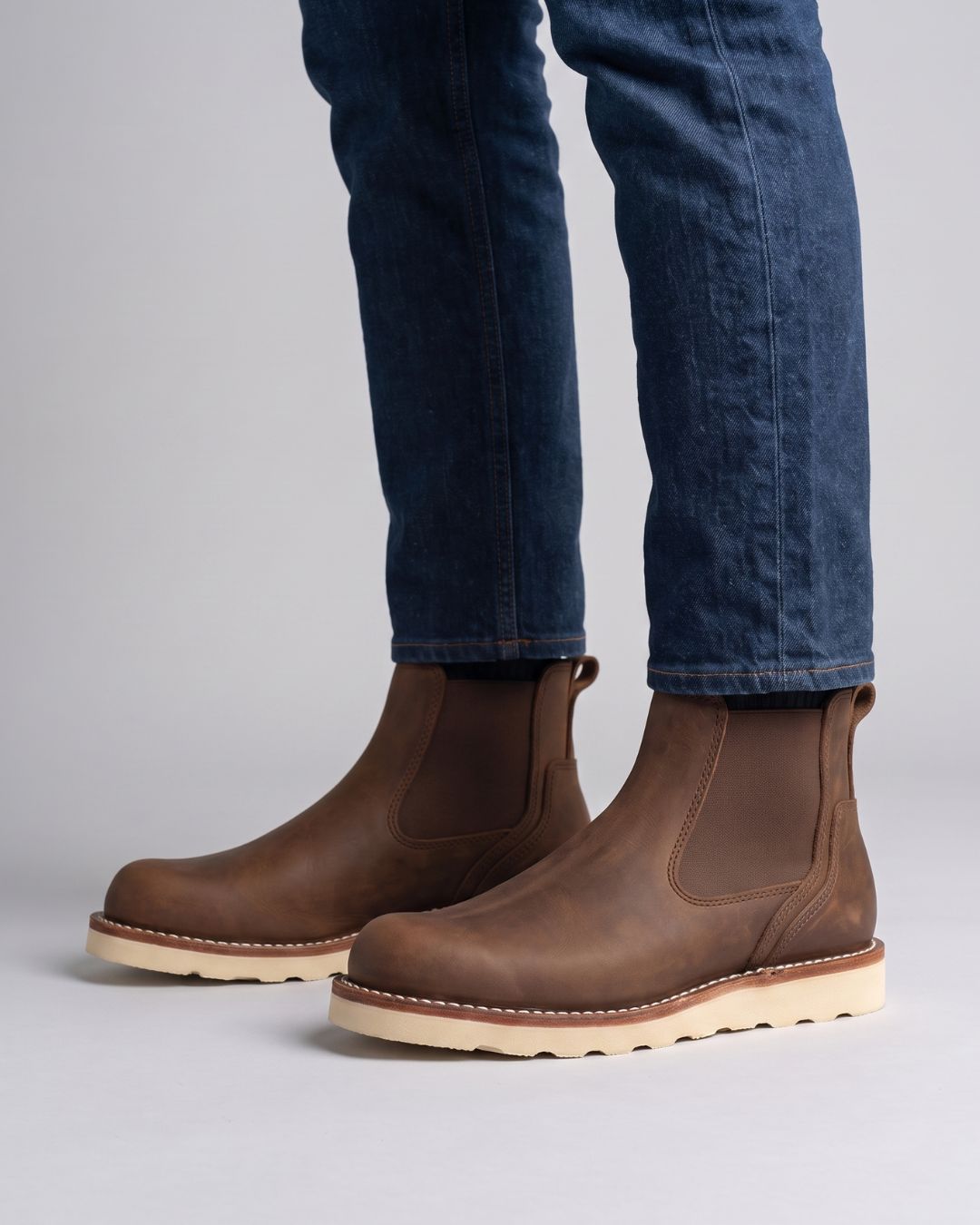 Men's Slip On Leather Chelsea Boots-Hudson & Tate
