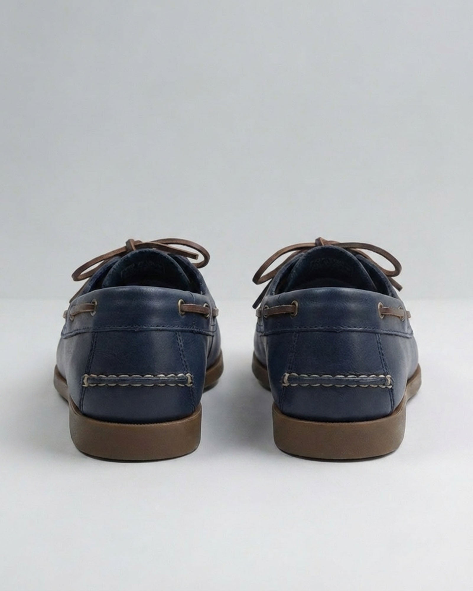 Hudson & Tate Tate Boat Shoe Navy - Heel View